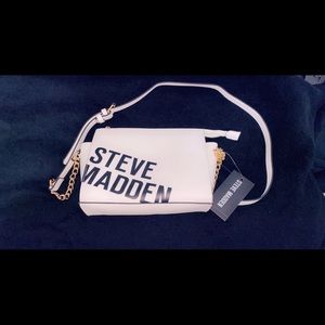 ‼️ SOLD ‼️Black & White Steve Madden Shoulder Bag